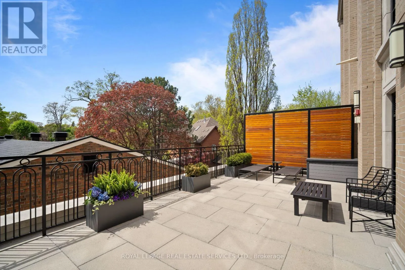 504 - 4 THE KINGSWAY