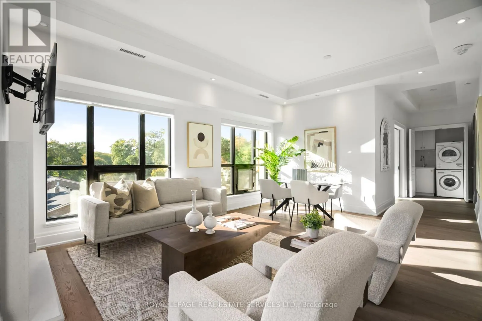 504 - 4 THE KINGSWAY