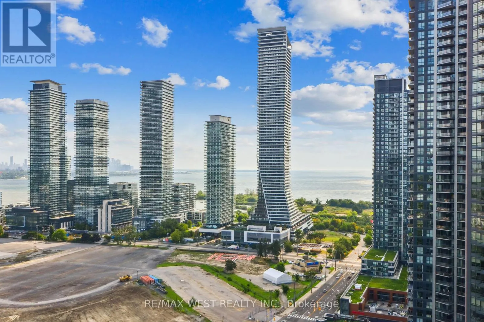 2906 - 88 PARK LAWN ROAD