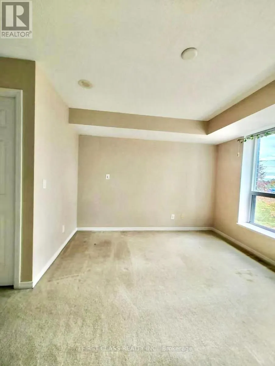 403 - 4889 KIMBERMOUNT AVENUE