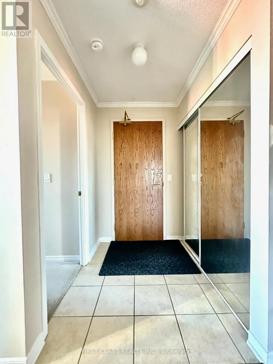 403 - 4889 KIMBERMOUNT AVENUE