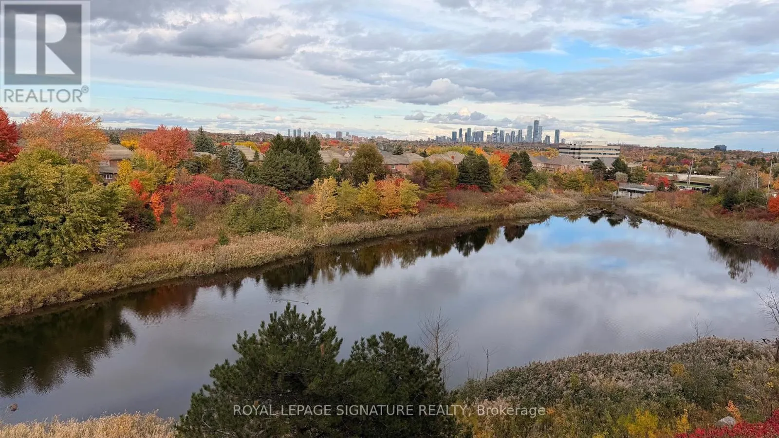 414 - 2495 EGLINTON AVENUE W