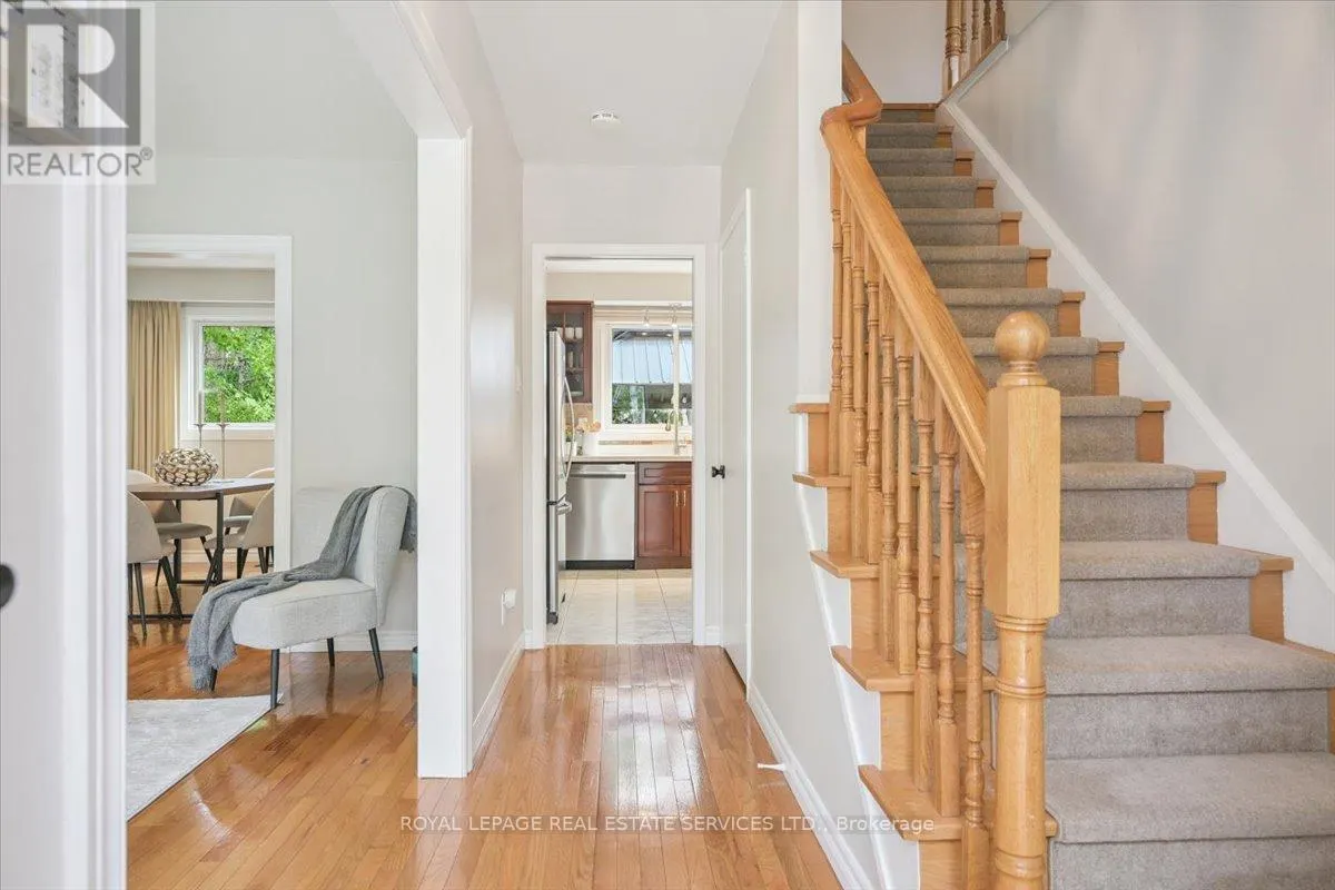 2340 HOMELANDS DRIVE