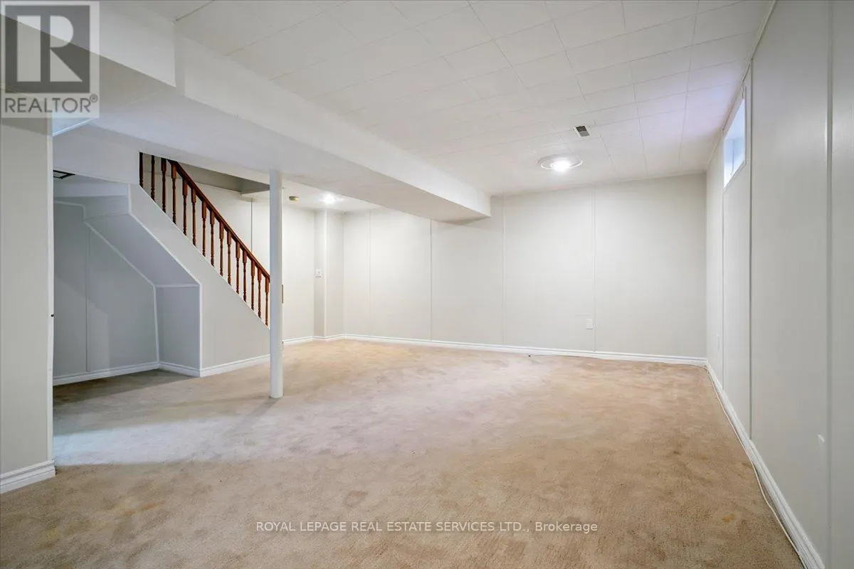 2340 HOMELANDS DRIVE