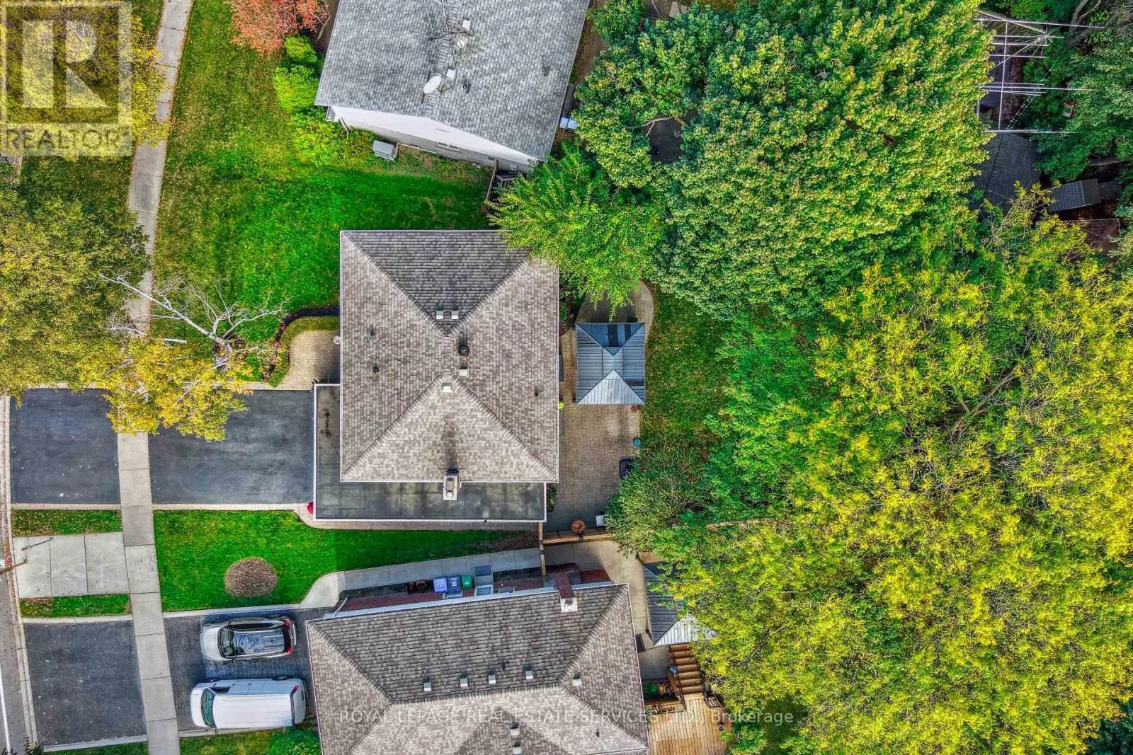 2340 HOMELANDS DRIVE