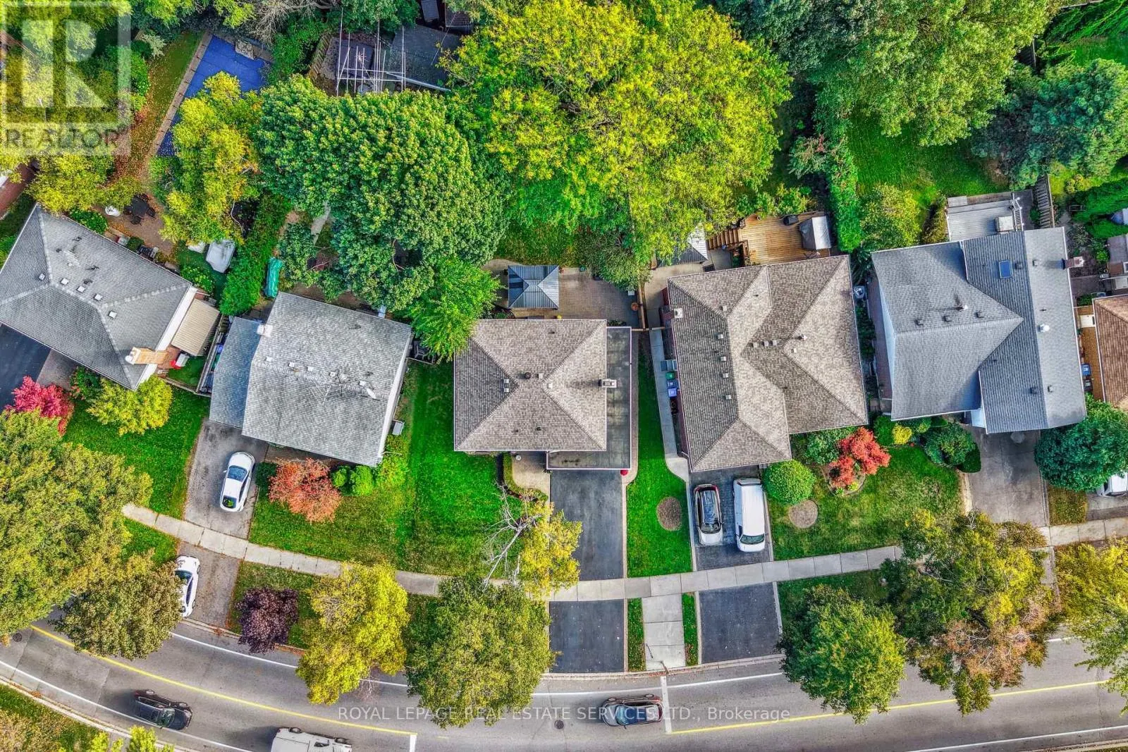 2340 HOMELANDS DRIVE