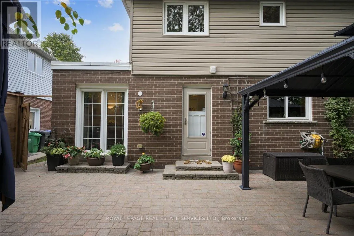 2340 HOMELANDS DRIVE