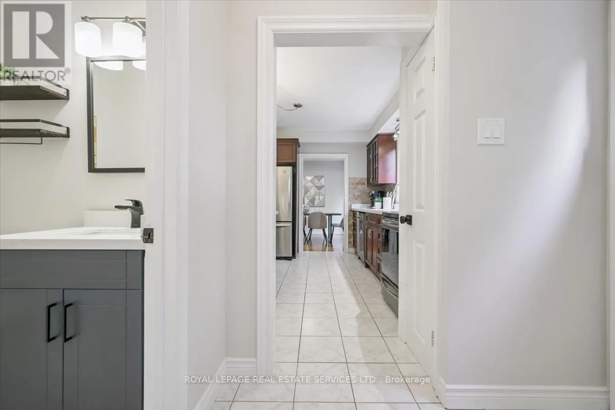 2340 HOMELANDS DRIVE