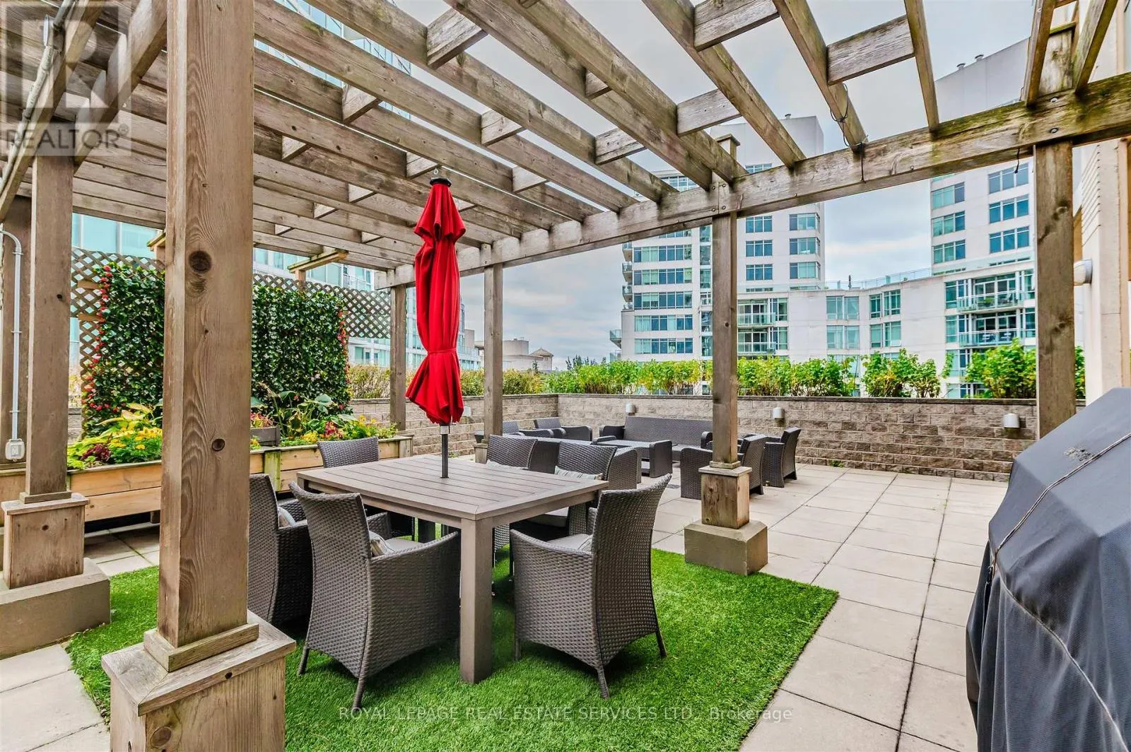 1109 - 3 MARINE PARADE DRIVE