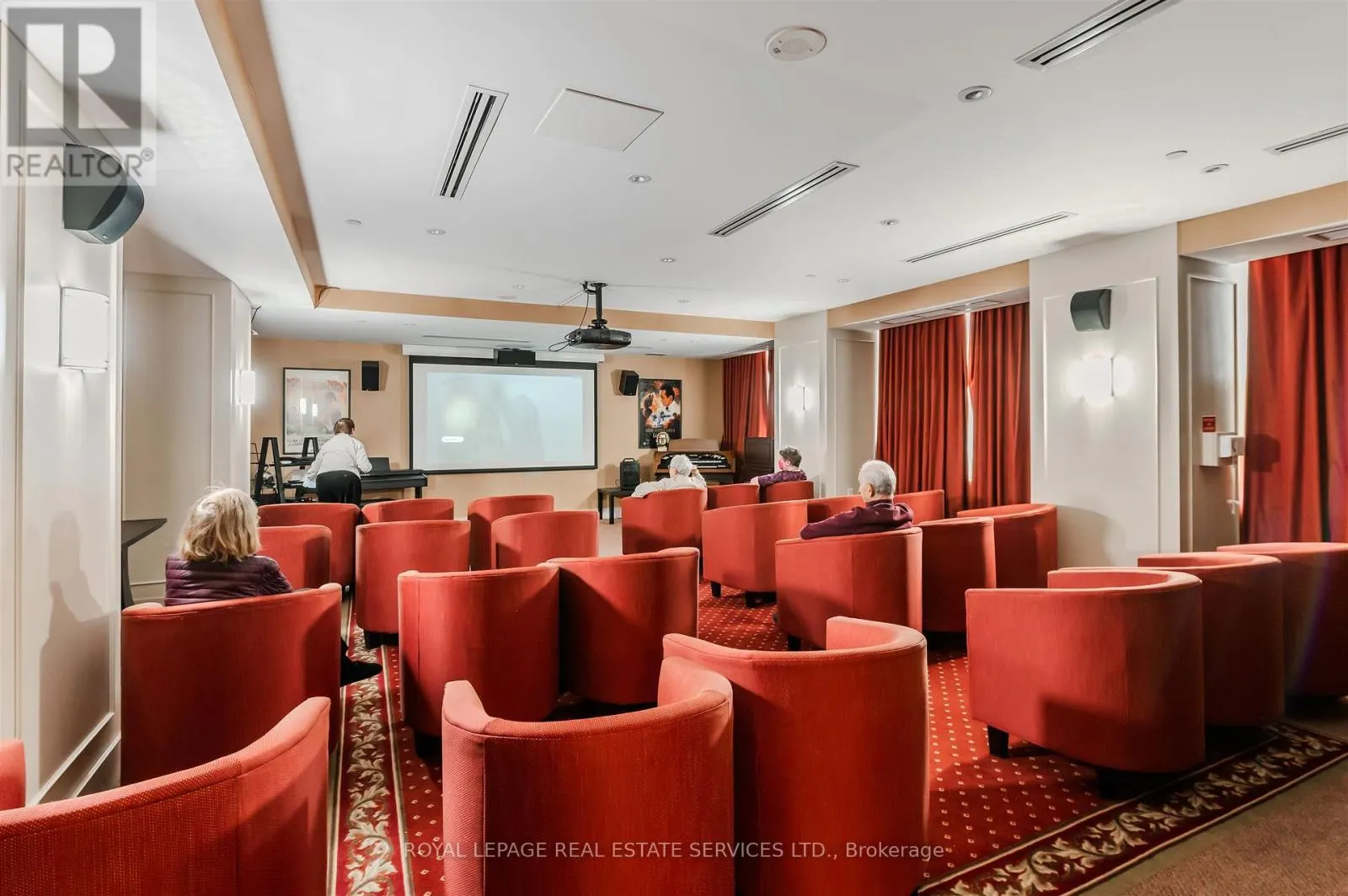 1109 - 3 MARINE PARADE DRIVE