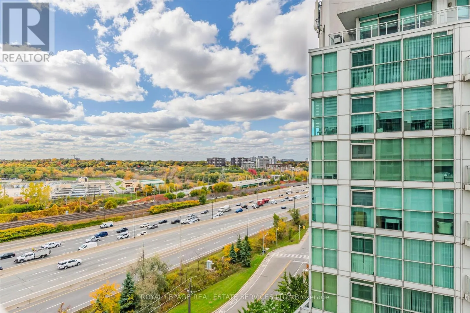 1109 - 3 MARINE PARADE DRIVE