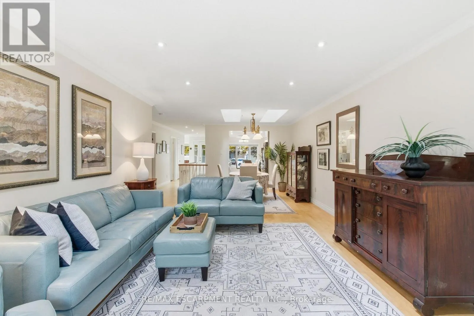 48 - 5255 LAKESHORE ROAD