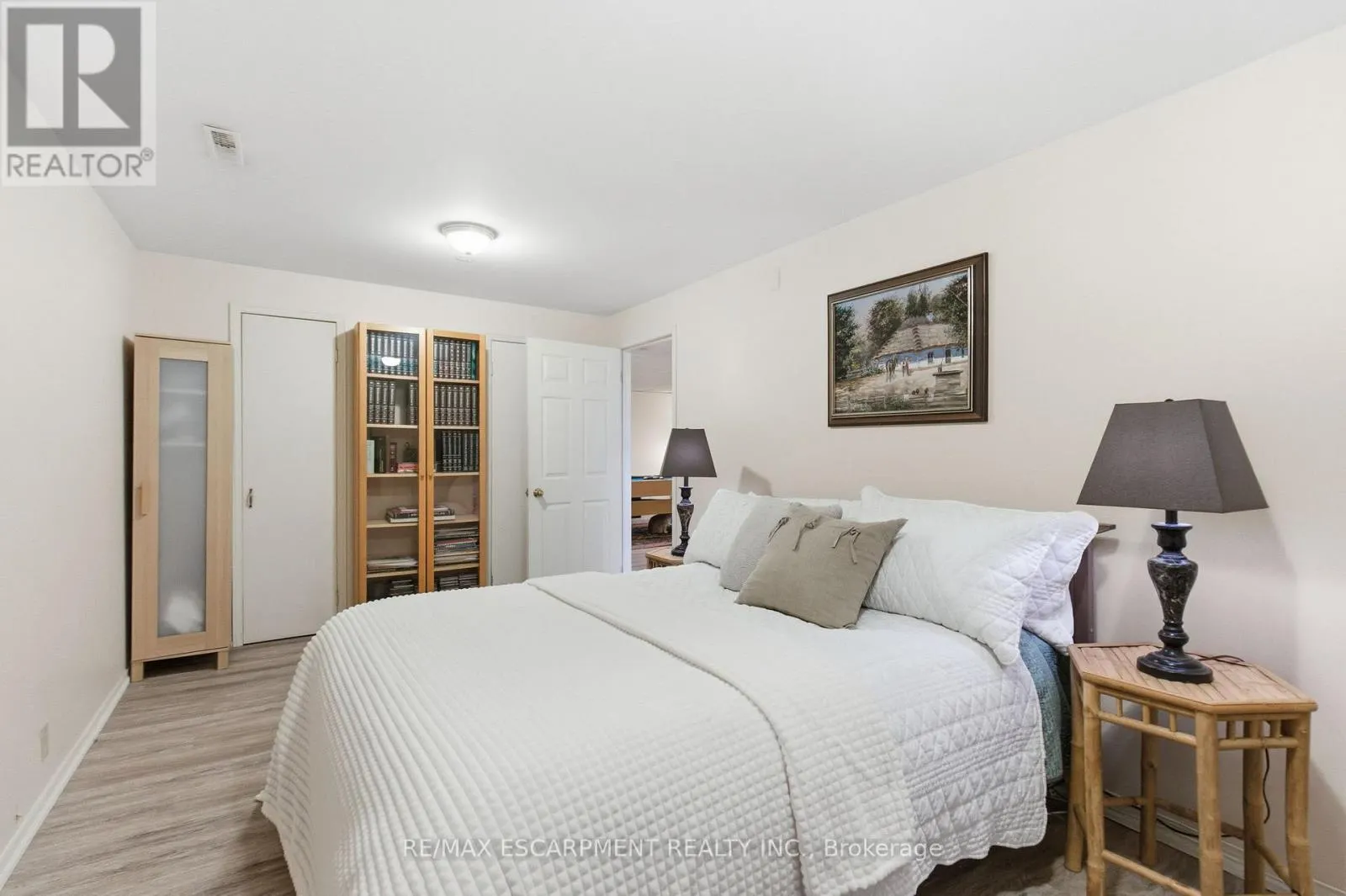 48 - 5255 LAKESHORE ROAD