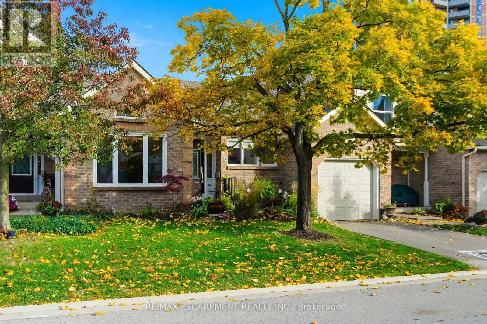 48 - 5255 LAKESHORE ROAD