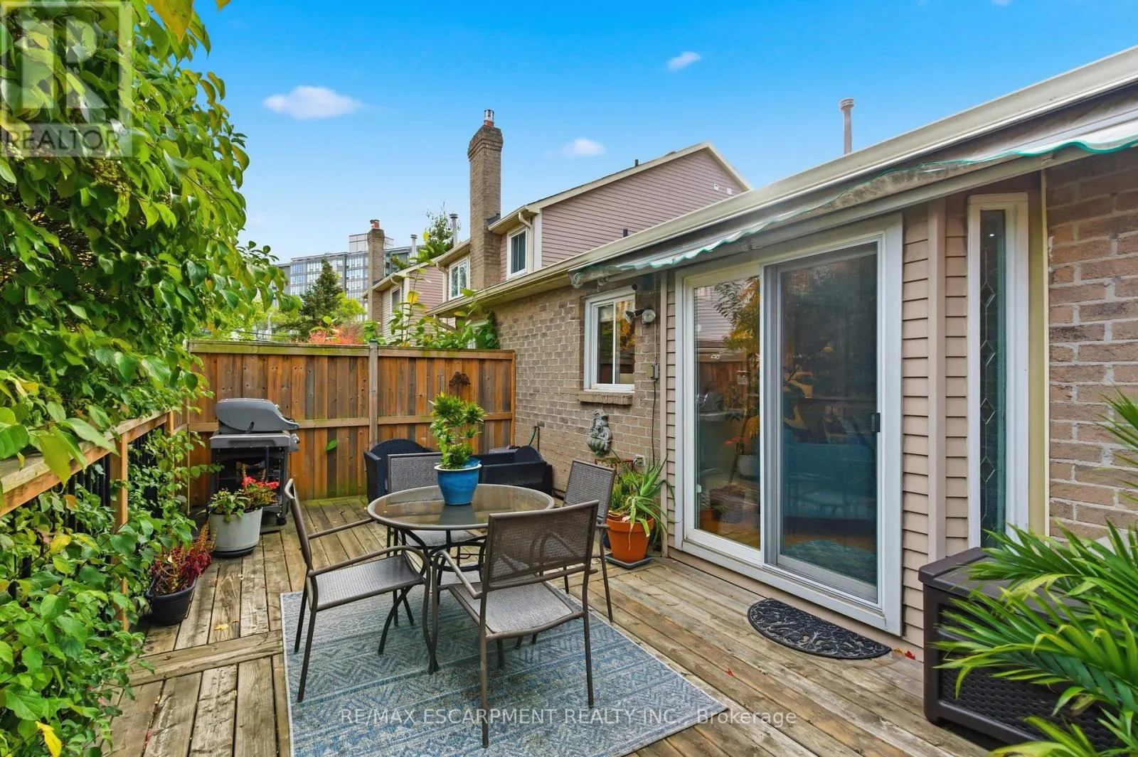 48 - 5255 LAKESHORE ROAD