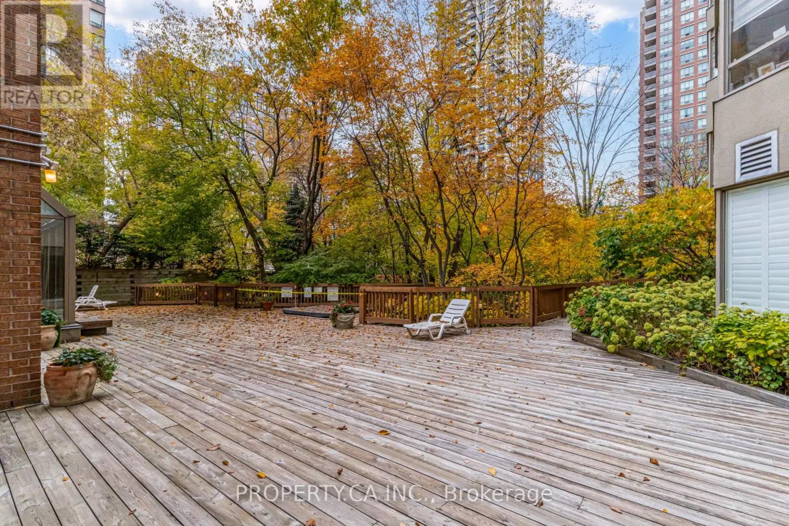 2210 - 3605 KARIYA DRIVE