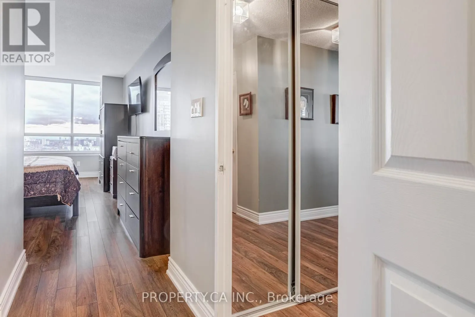 2210 - 3605 KARIYA DRIVE