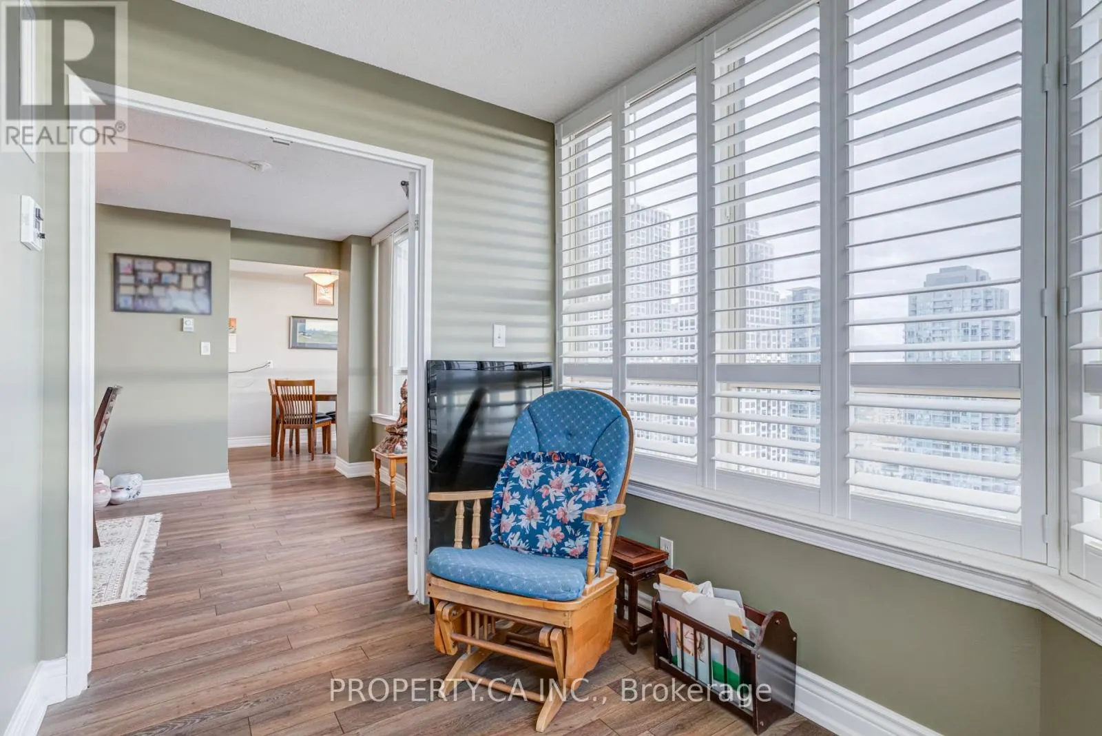 2210 - 3605 KARIYA DRIVE