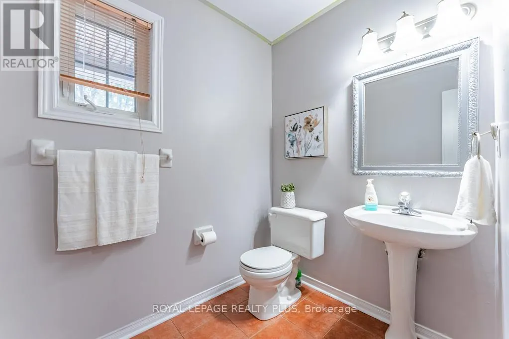 69 - 6830 MEADOWVALE TOWN CENTRE