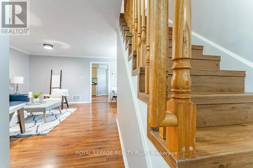 69 - 6830 MEADOWVALE TOWN CENTRE