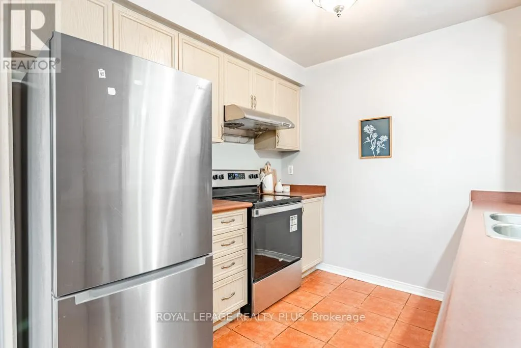 69 - 6830 MEADOWVALE TOWN CENTRE