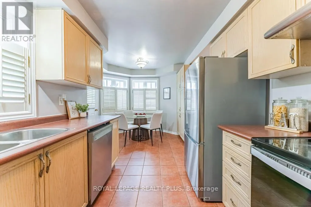 69 - 6830 MEADOWVALE TOWN CENTRE