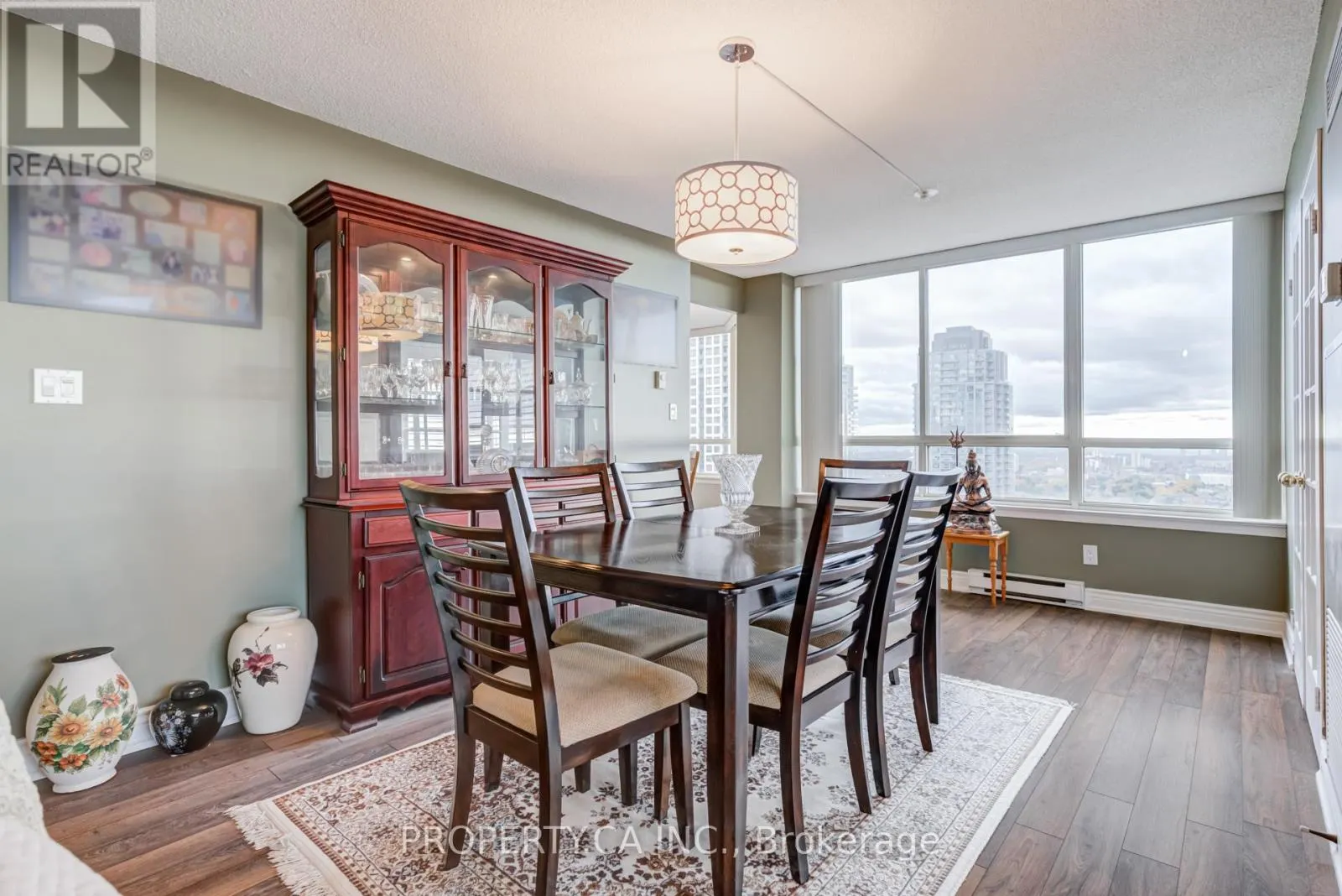 2210 - 3605 KARIYA DRIVE