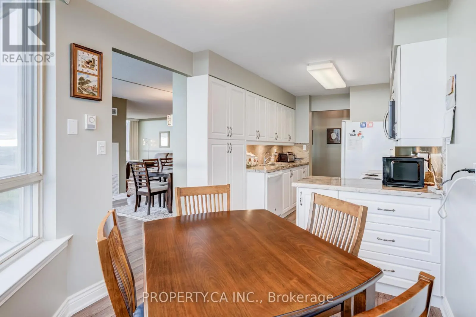 2210 - 3605 KARIYA DRIVE