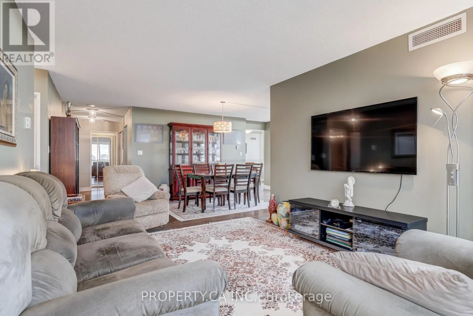 2210 - 3605 KARIYA DRIVE