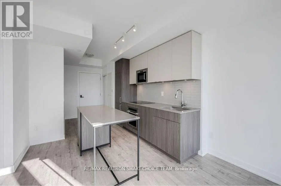 1316 - 220 MISSINNIHE WAY