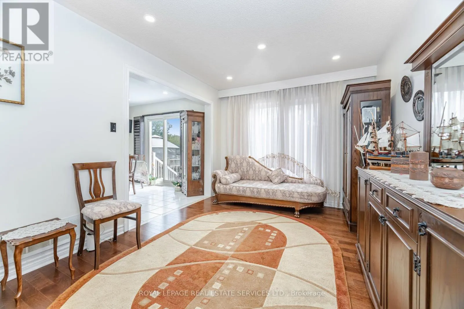 52 WILDBERRY CRESCENT