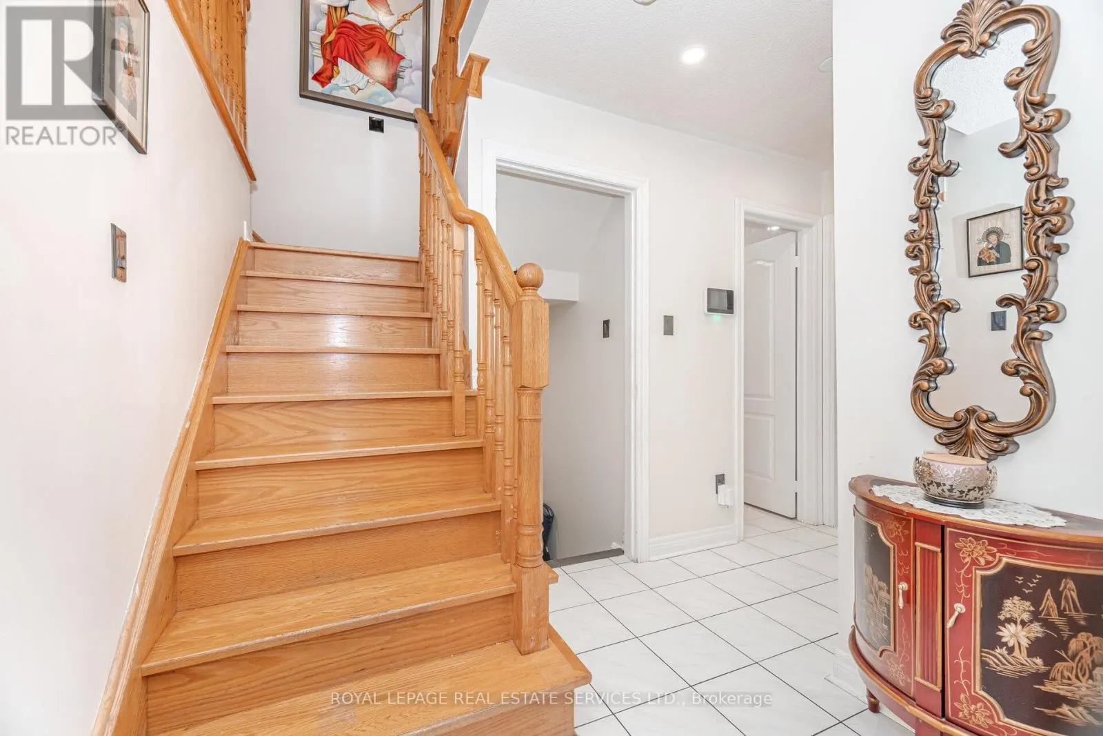 52 WILDBERRY CRESCENT