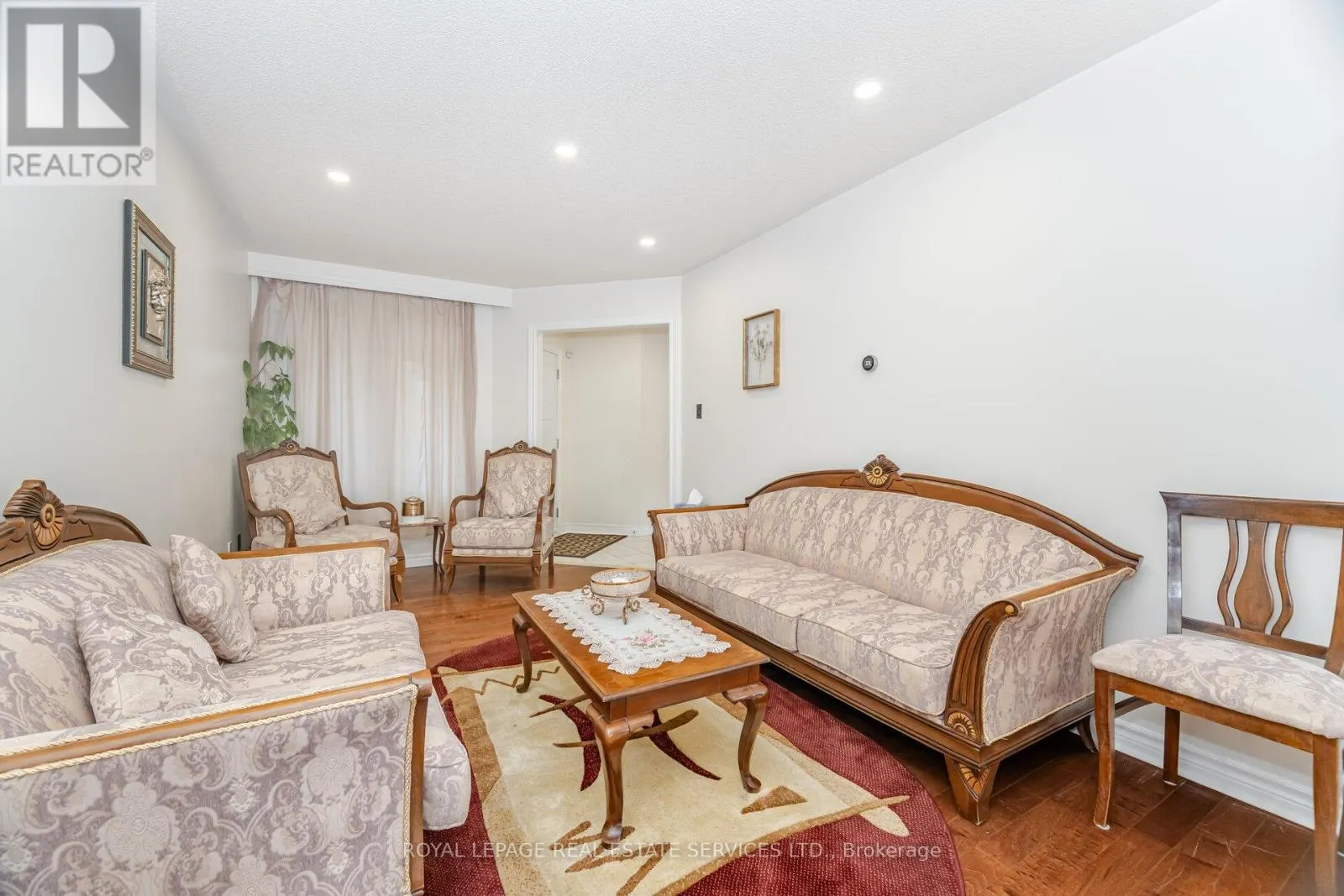 52 WILDBERRY CRESCENT