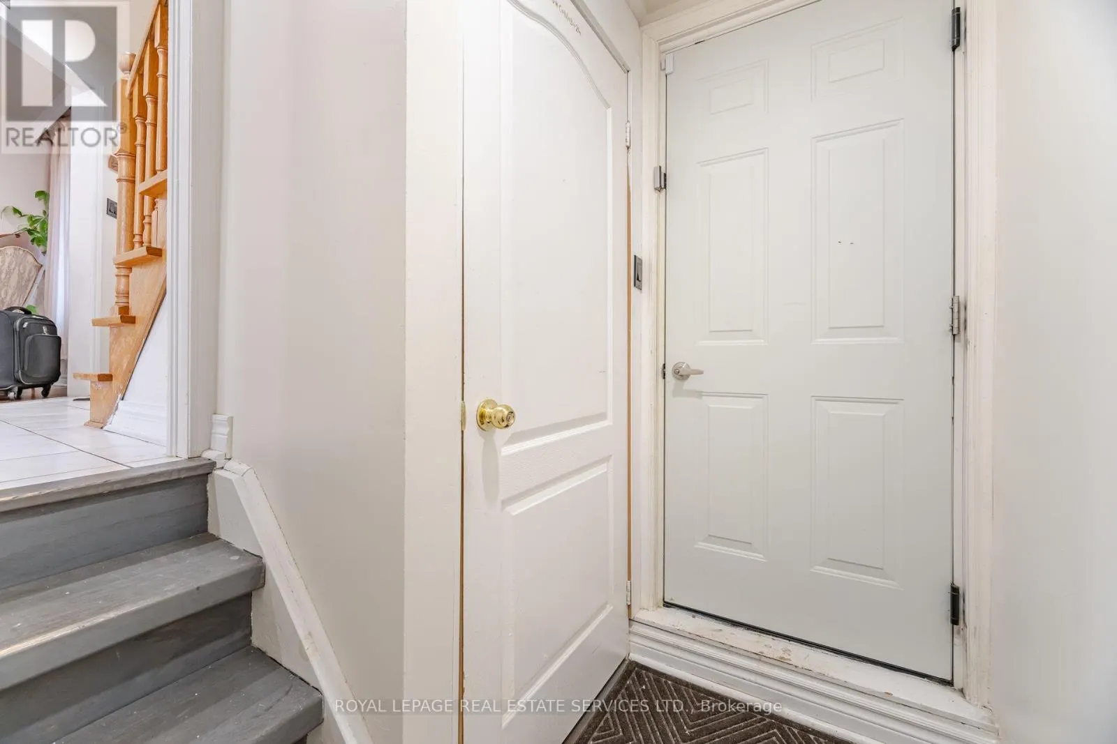 52 WILDBERRY CRESCENT