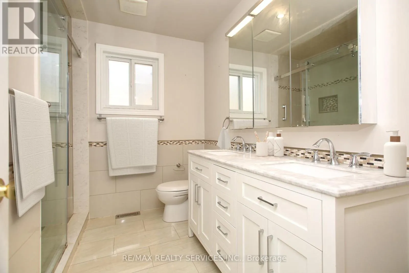 5606 COSMIC CRESCENT