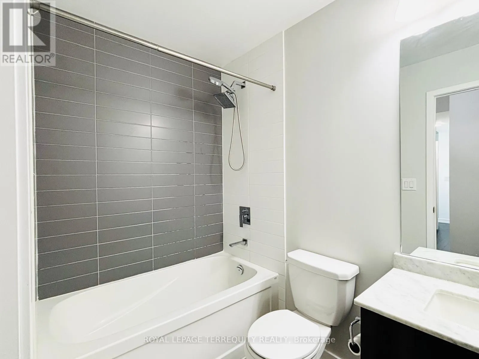 4302 - 4011 BRICKSTONE MEWS