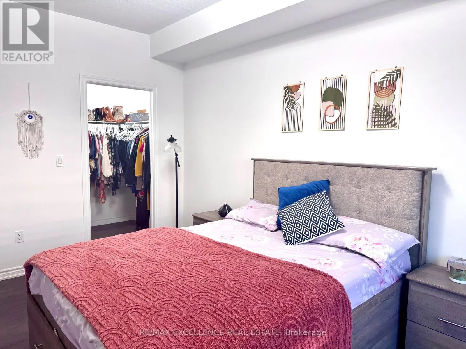 509/53 - 40 HALLIFORD PLACE