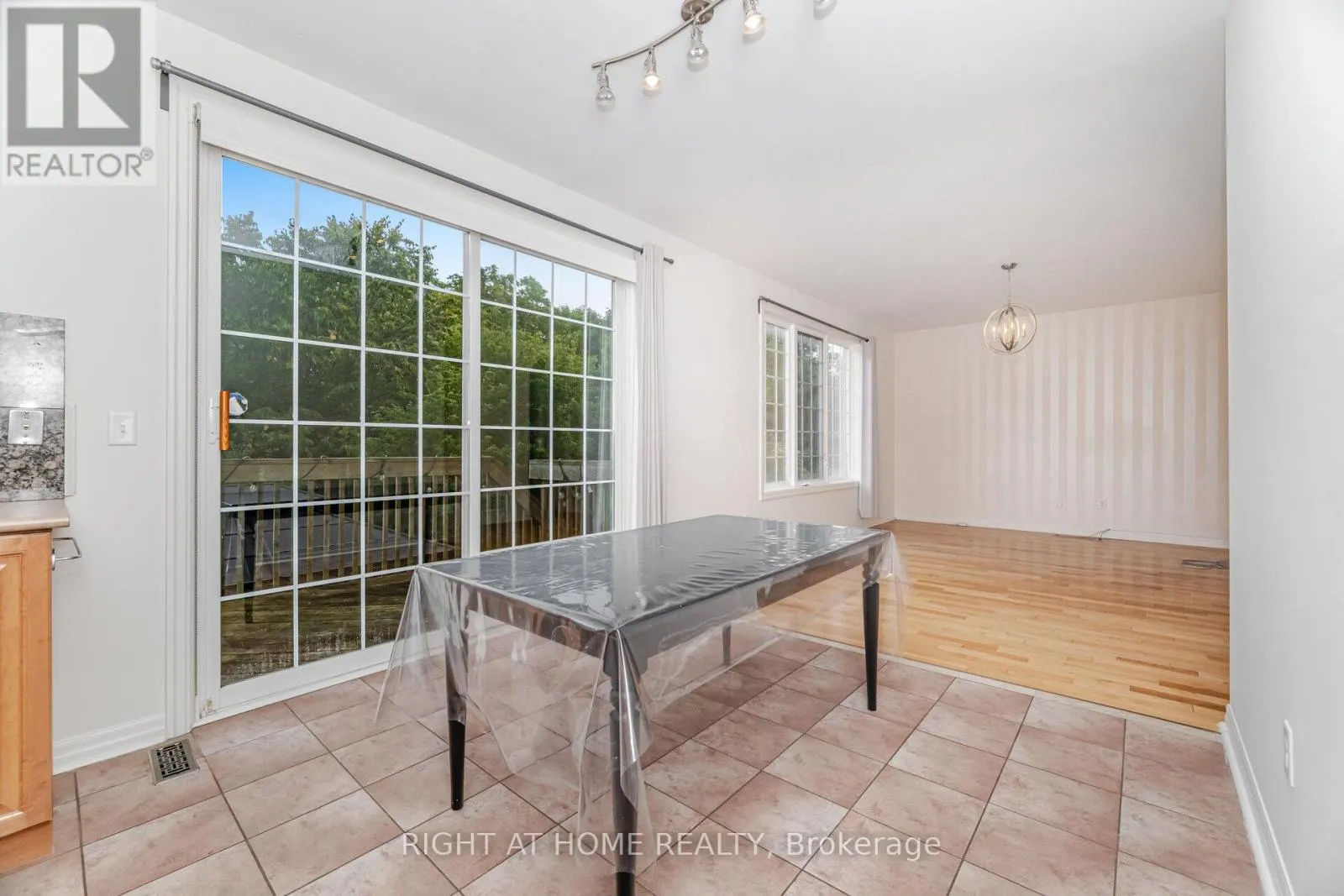 2499 SCOTCH PINE DRIVE