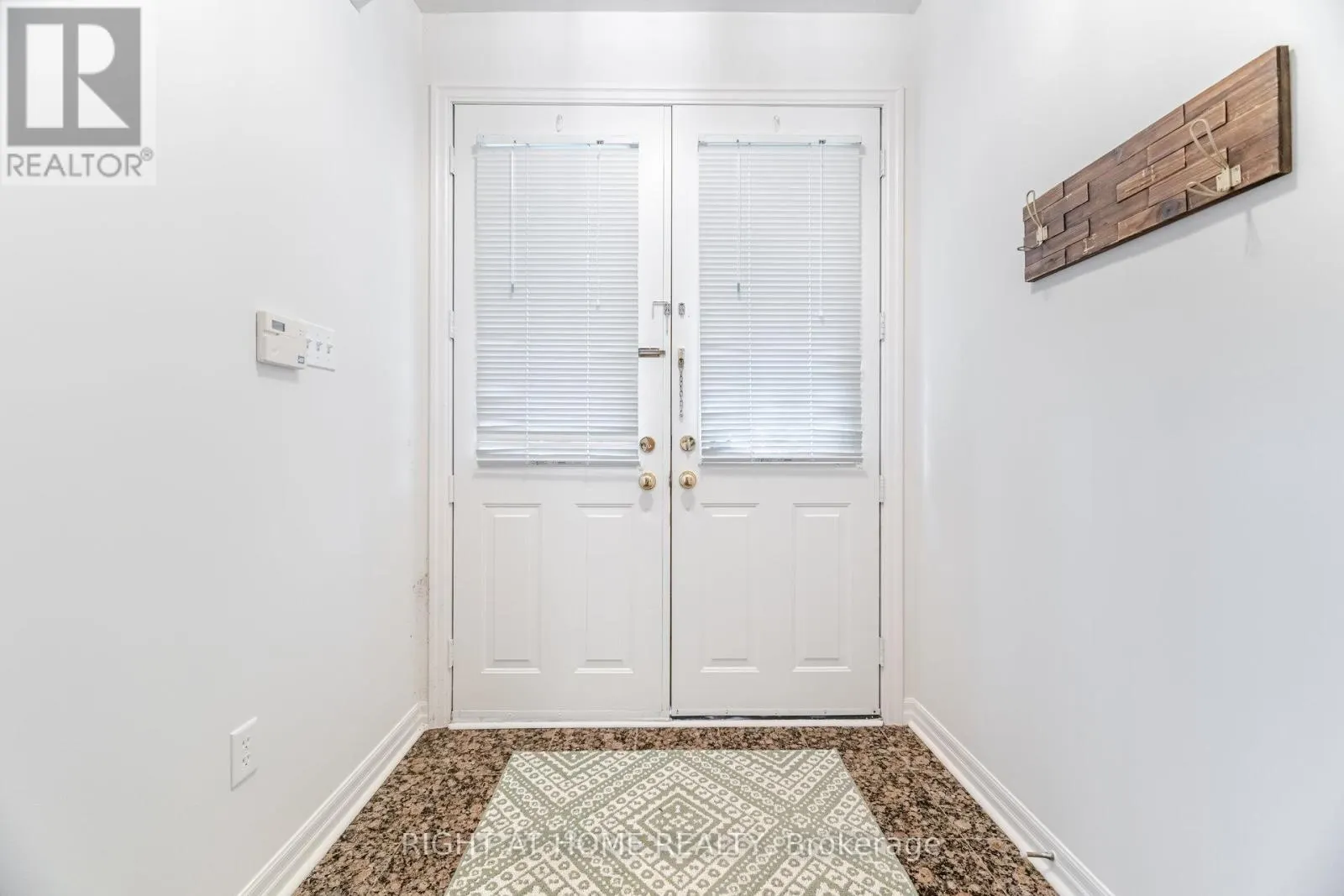 2499 SCOTCH PINE DRIVE