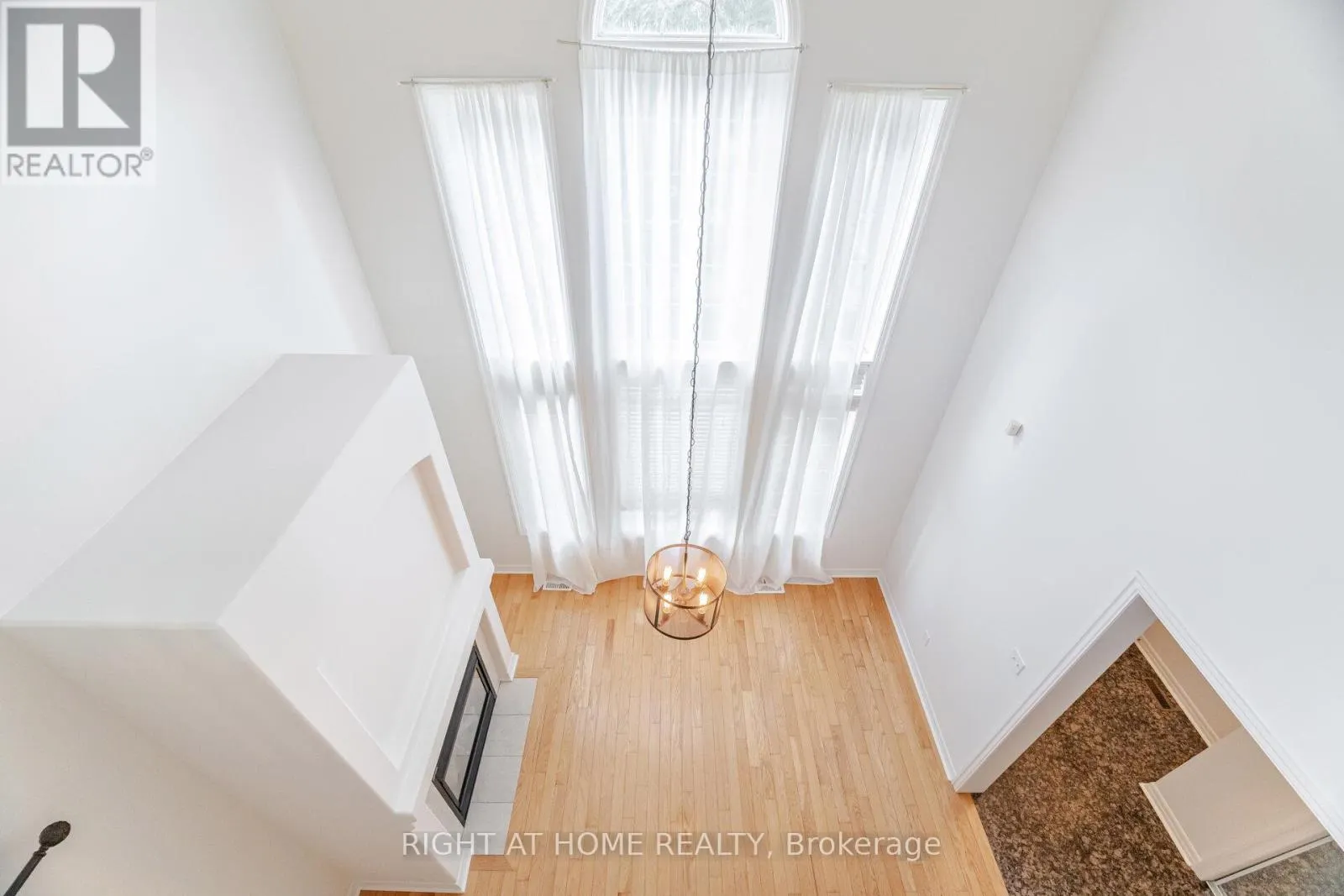 2499 SCOTCH PINE DRIVE