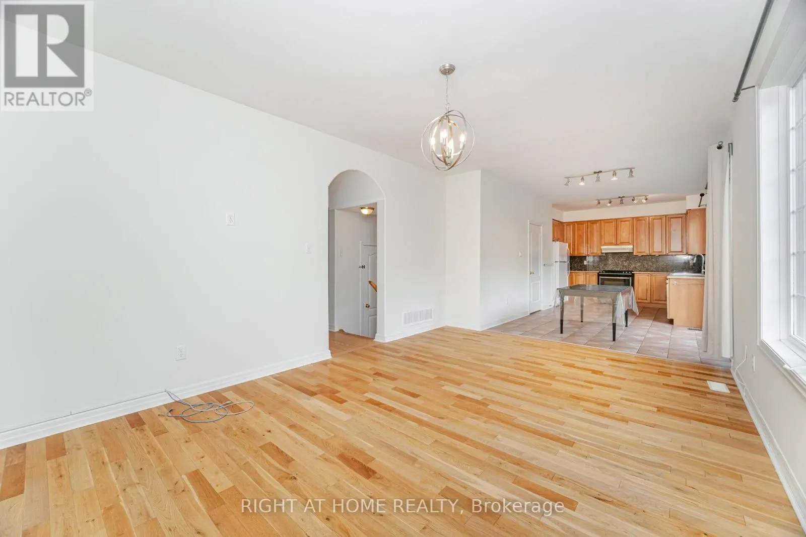 2499 SCOTCH PINE DRIVE