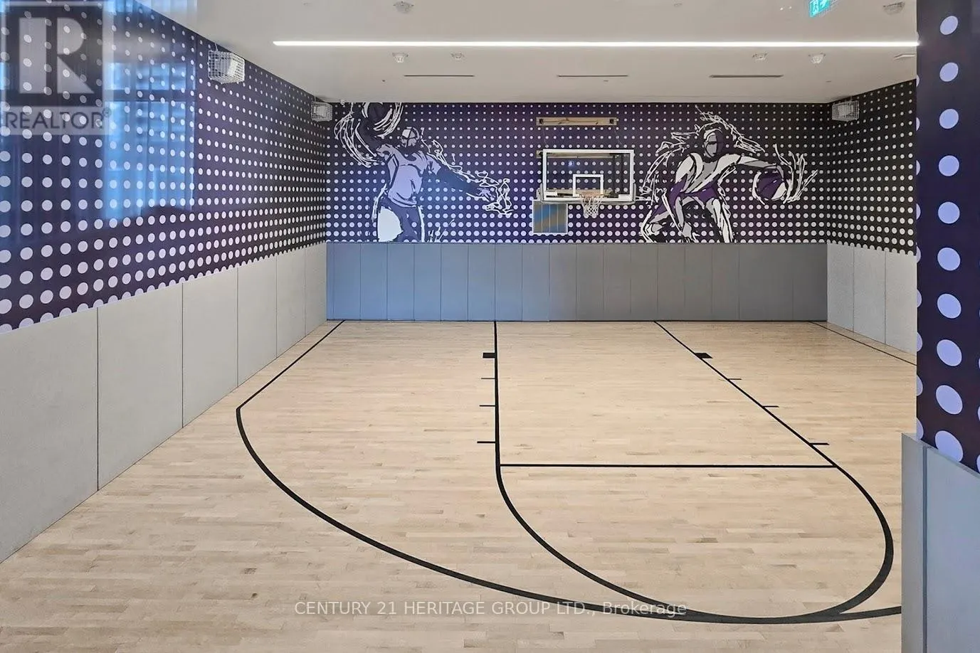 4302 - 7 MABELLE AVENUE