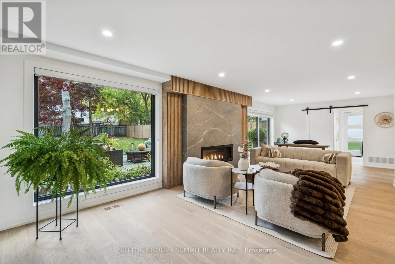 1688 MISSENDEN CRESCENT