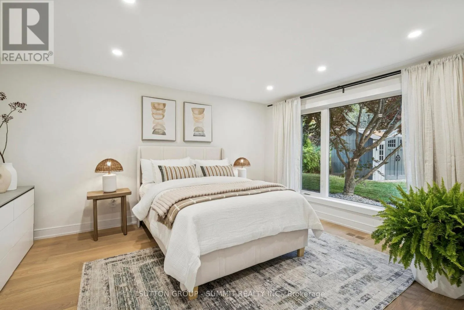 1688 MISSENDEN CRESCENT