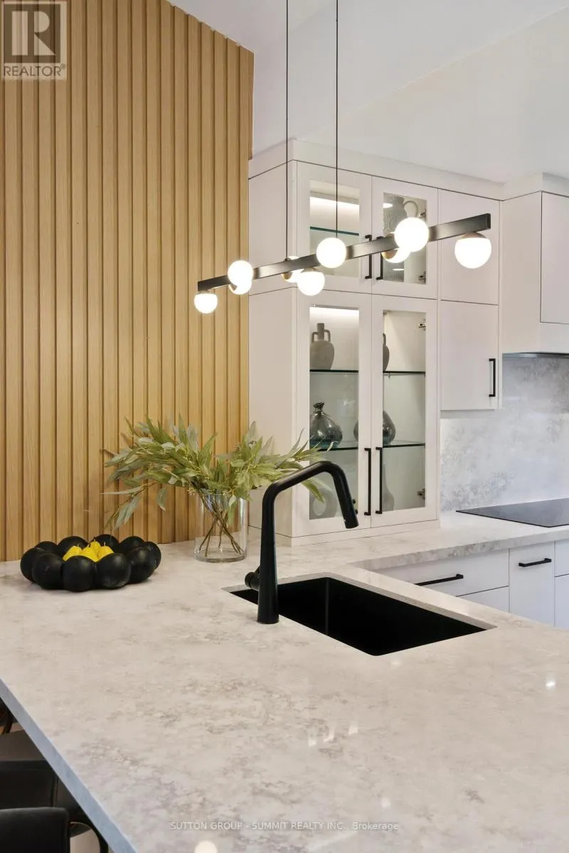 1688 MISSENDEN CRESCENT