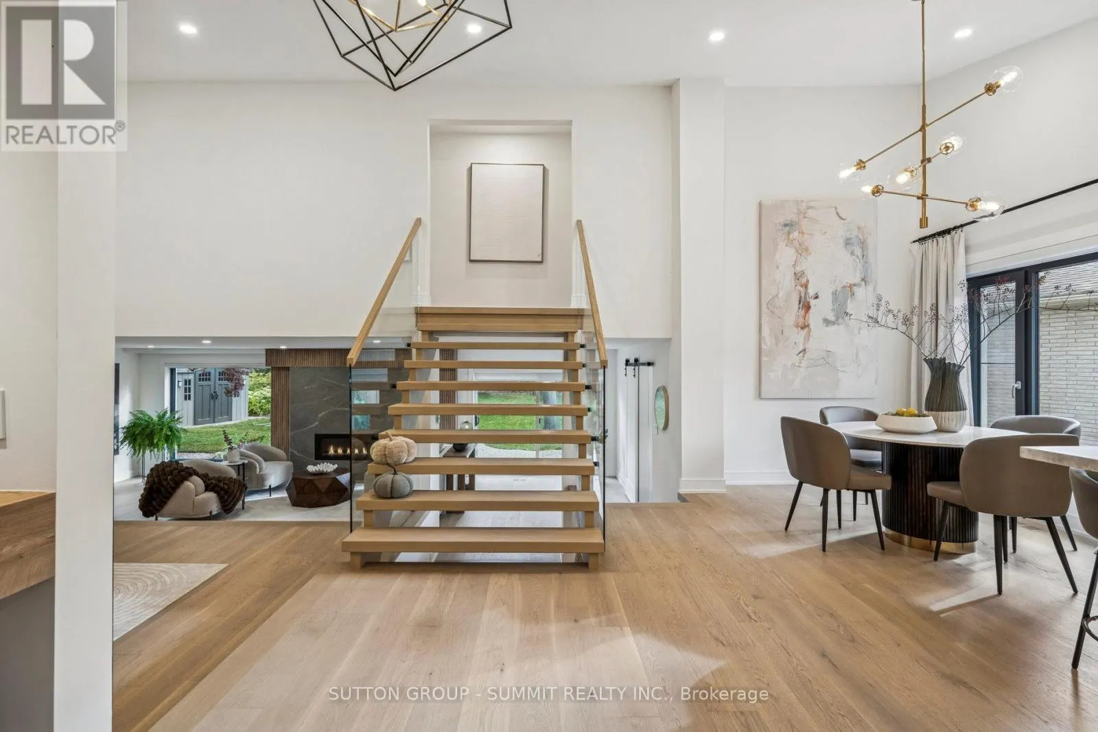 1688 MISSENDEN CRESCENT