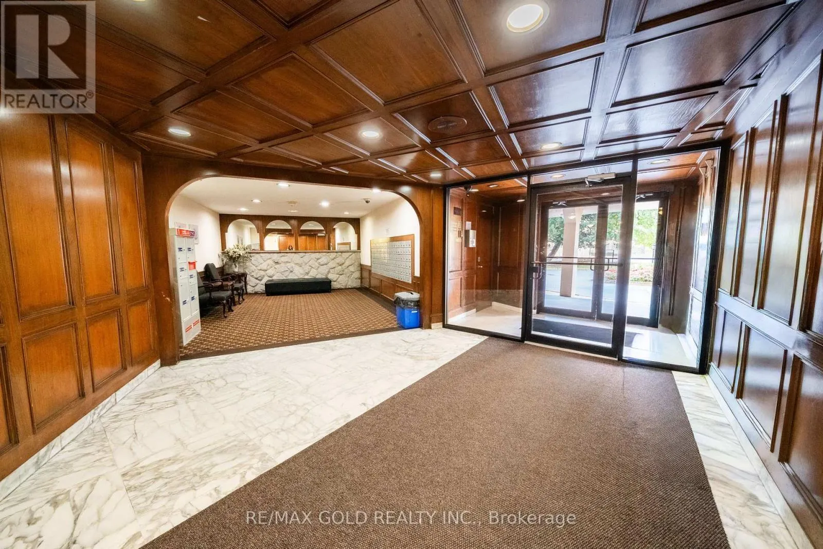 605 - 3555 DERRY ROAD E