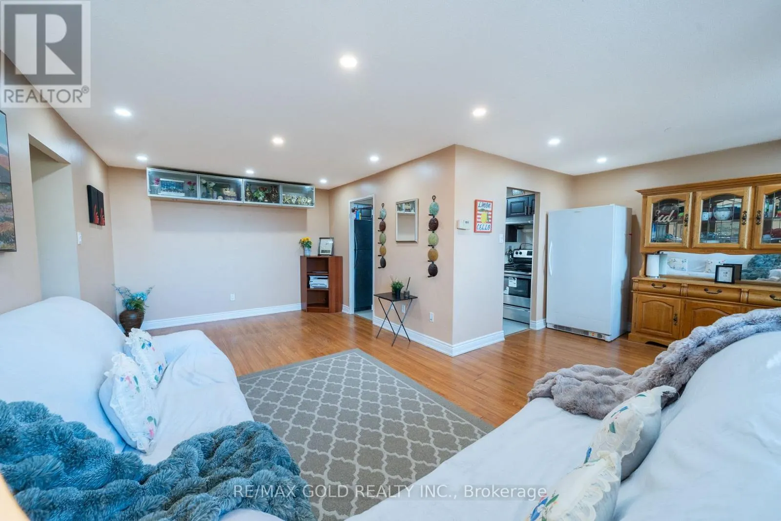 605 - 3555 DERRY ROAD E