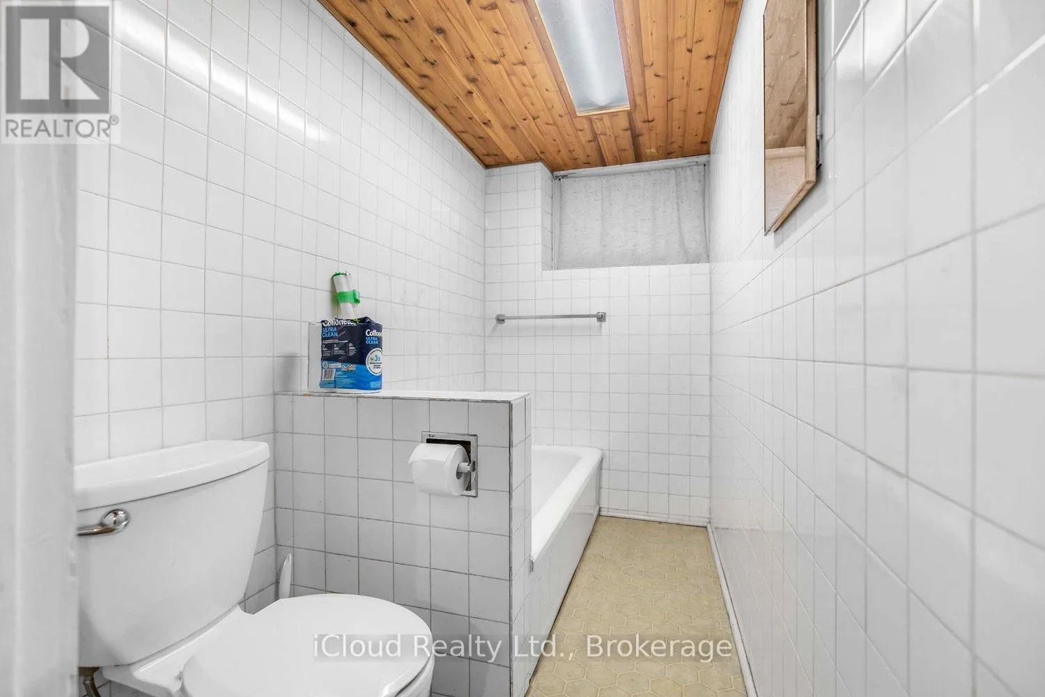 74* GLENDALE* AVENUE