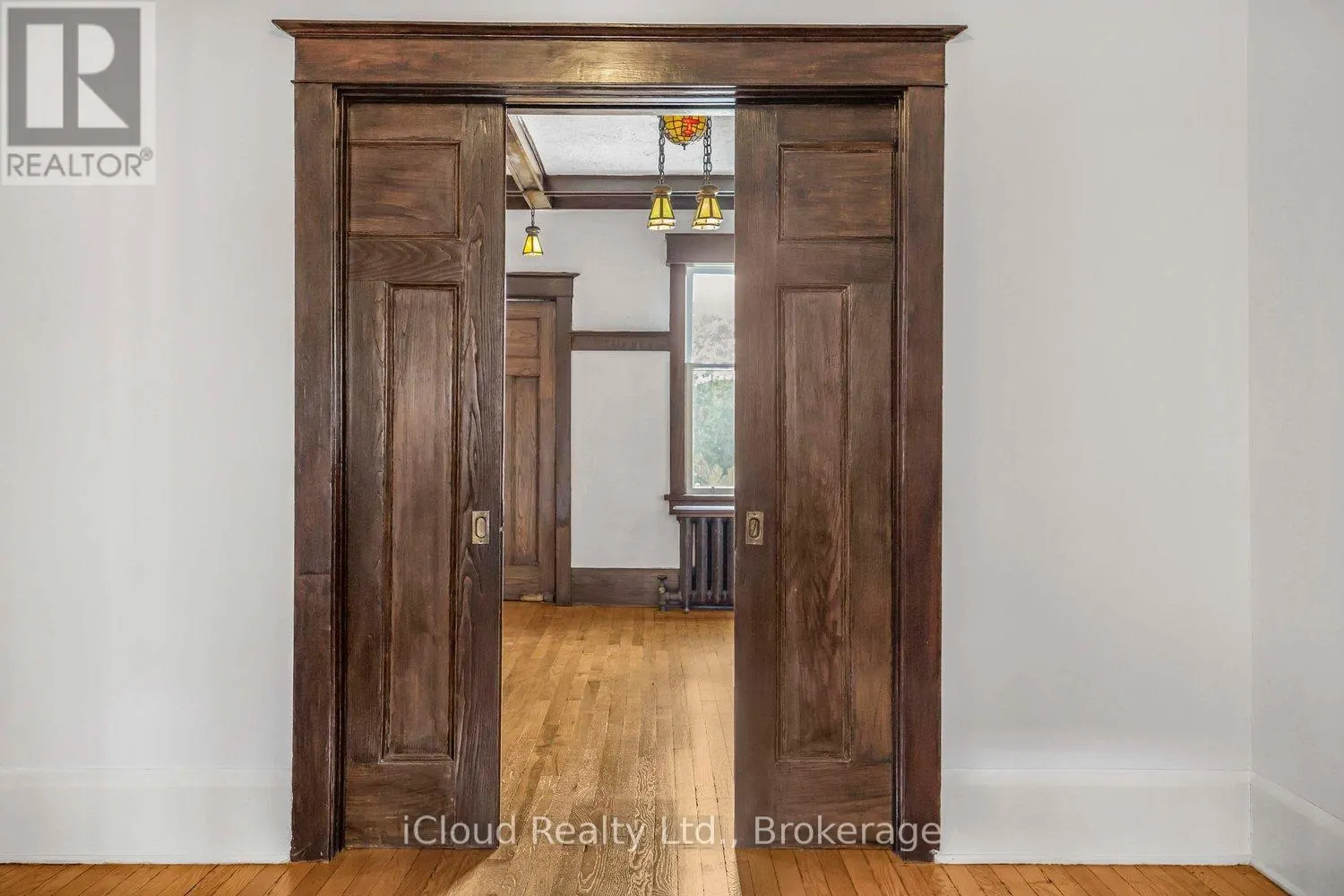 74* GLENDALE* AVENUE